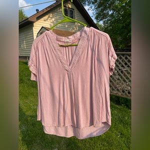 GAP large slight crop top